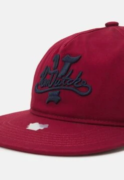 Von Dutch UTICA UNISEX - Pet -Heren Kleding Winkel 0bad4b1ebaa54361992f8a4fa9ff9867