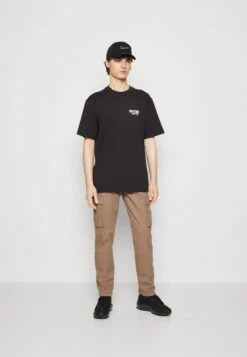 Redefined Rebel TIM PANTS - Cargobroek 8 Redefined Rebel TIM PANTS - Cargobroek -Heren Kleding Winkel 0f2bf8658e8f4b2293901d3f5e0c58fe