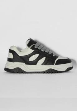 BERSHKA WITH CHUNKY - Sneakers Laag 10 BERSHKA WITH CHUNKY - Sneakers Laag -Heren Kleding Winkel 1577440f71274aeaae120818ee0ca496