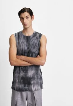 NUANCE DYED SLEEVELESS - Top
