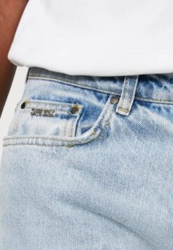 RIPPED KNEE - Straight Leg Jeans 11 RIPPED KNEE - Straight Leg Jeans -Heren Kleding Winkel 1ddd3f5dfde04e09a88088081a7b8c5f