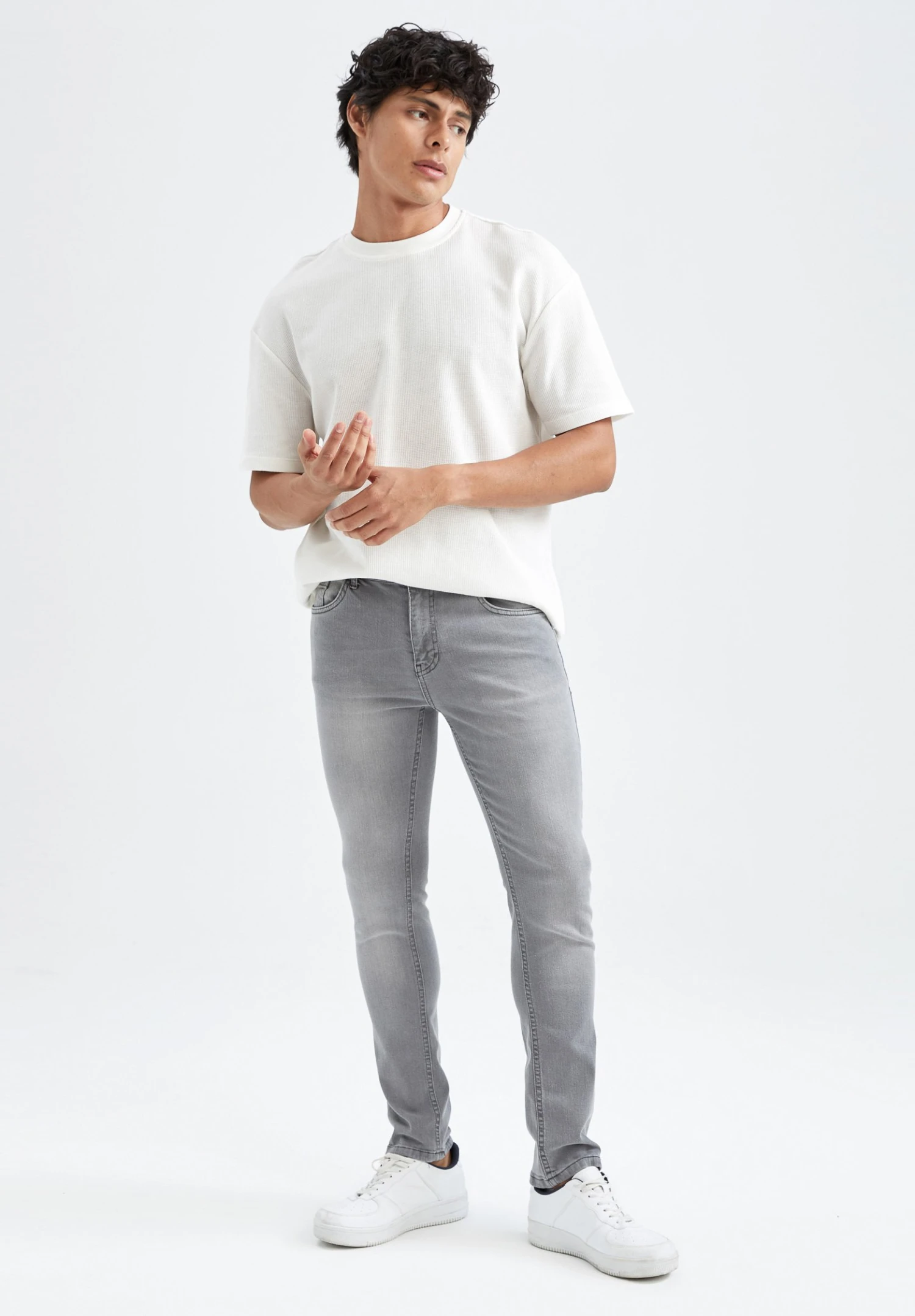 DeFacto PEDRO-SLIM FIT - Slim Fit Jeans 4 DeFacto PEDRO-SLIM FIT - Slim Fit Jeans - Afbeelding 2