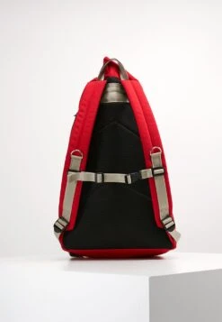 TAKA - Rugzak 9 TAKA - Rugzak -Heren Kleding Winkel 29eb1b52c44b48e3b8094e10d1dea6a1