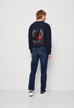 Replay GROVER - Straight Leg Jeans 9 Replay GROVER - Straight Leg Jeans -Heren Kleding Winkel 439ca418db974a2ab7ca925c51b013e7