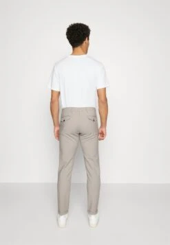 NN07 SCOTT - Chino 8 NN07 SCOTT - Chino -Heren Kleding Winkel 46e30ece43e945c2b876980456020d80