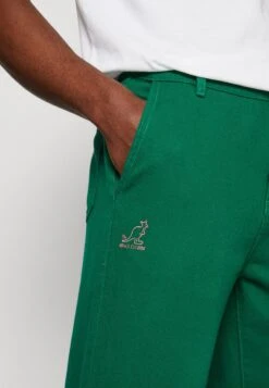 Kangol BROOKLYN PANTS UNISEX - Relaxed Fit Jeans -Heren Kleding Winkel 4c73f528e27944a0bd5bd13c9464ab9e