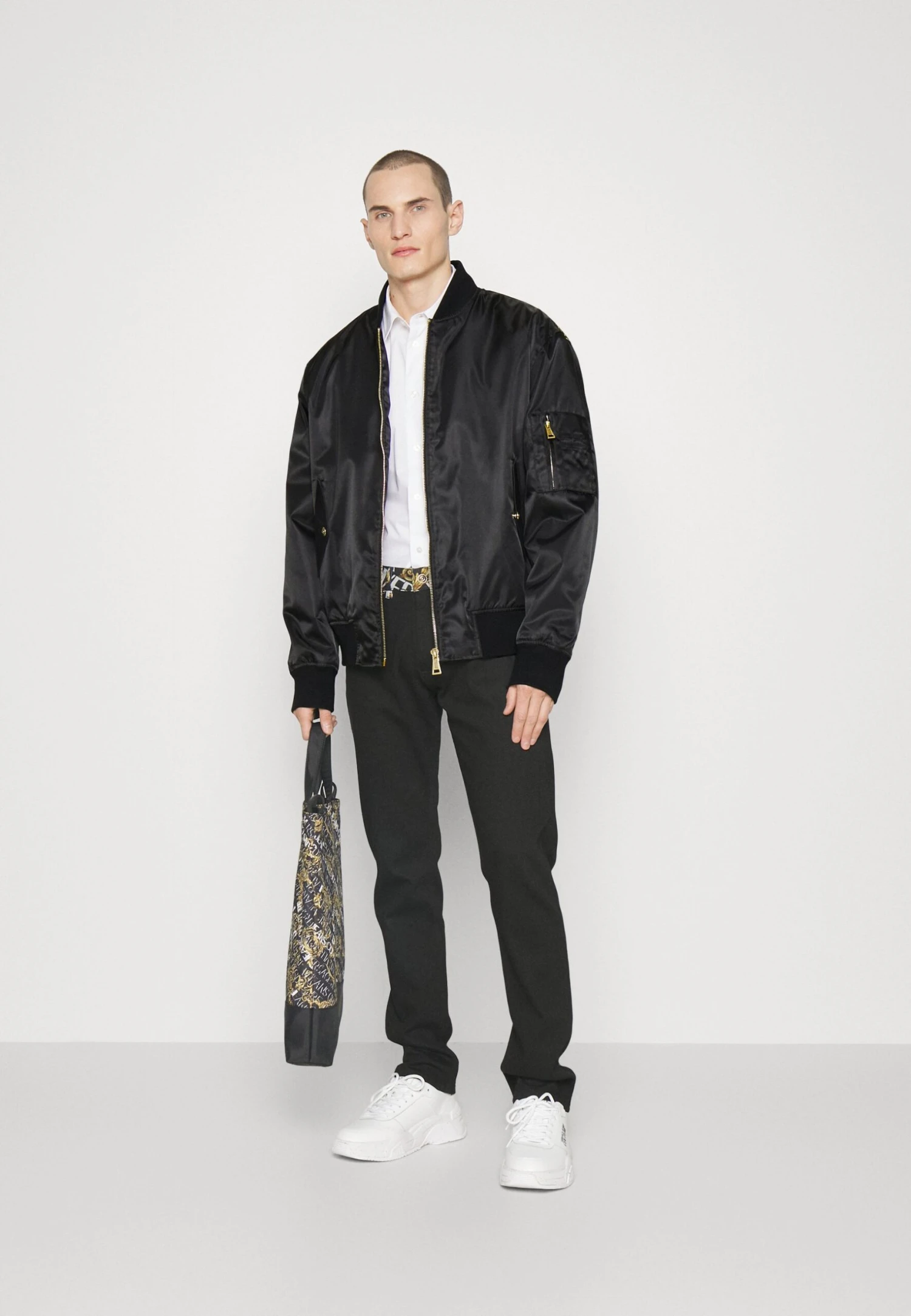 Versace Jeans Couture DIAGONAL BAROQUE - Bomberjacks 4 Versace Jeans Couture DIAGONAL BAROQUE - Bomberjacks - Afbeelding 2
