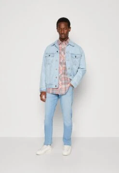 Wrangler TEXAS - Slim Fit Jeans 8 Wrangler TEXAS - Slim Fit Jeans -Heren Kleding Winkel 77e18f2162c74dd3a81bf9de4313d695