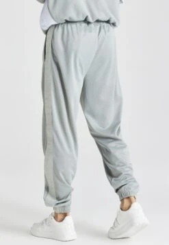 SikSilk RETRO TAPE CUFFED TRACK PANTS - Trainingsbroek 10 SikSilk RETRO TAPE CUFFED TRACK PANTS - Trainingsbroek -Heren Kleding Winkel 798ffc3758b34de98757968ba98f5a33