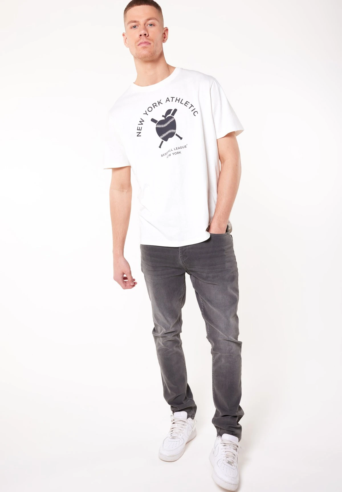 NEIL - Slim Fit Jeans 4 NEIL - Slim Fit Jeans - Afbeelding 2