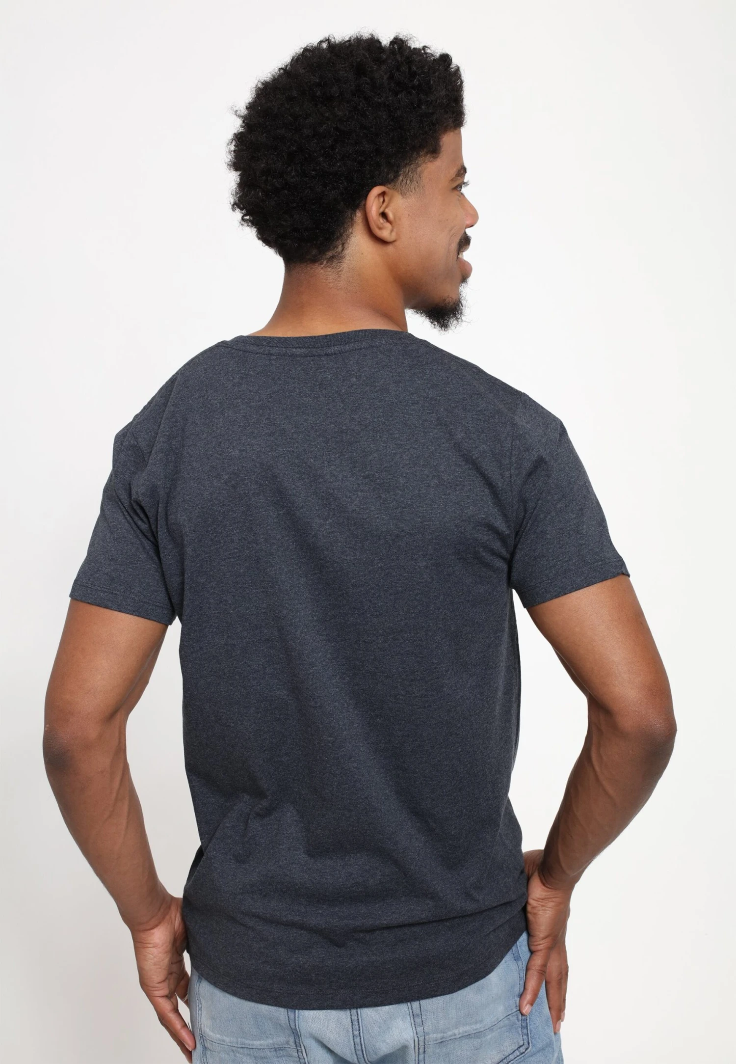 Henry Tiger BOOK OF BOBA FETT FENNEC SHAND TEXT LOGO UNISEX - T-shirt Print 4 Henry Tiger BOOK OF BOBA FETT FENNEC SHAND TEXT LOGO UNISEX - T-shirt Print - Afbeelding 2