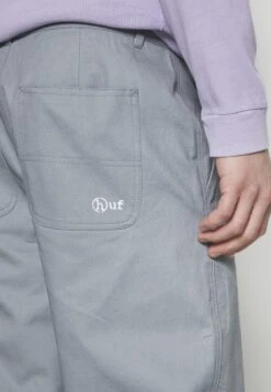 HUF HAYES PANT - Broek 13 HUF HAYES PANT - Broek -Heren Kleding Winkel 83a6cb7f3a7d411bbe3646d3b17b627d