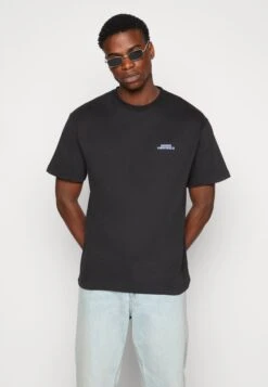 Makia ORIGINALE UNISEX - T-shirt Print 10 Makia ORIGINALE UNISEX - T-shirt Print -Heren Kleding Winkel 8593d04badc54245affb3d7004ced840