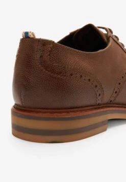 Next WAXY SMART CASUAL BROGUE STANDARD - Sportieve Veterschoenen 9 Next WAXY SMART CASUAL BROGUE STANDARD - Sportieve Veterschoenen -Heren Kleding Winkel 890e5c3fe1784f548a365fab84f5a134