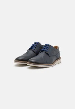 Clarks ATTICUS - Sportieve Veterschoenen