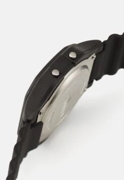 TIMEX LAB COLLAB SPECIAL PROJECTS - Digitaal Horloge 8 TIMEX LAB COLLAB SPECIAL PROJECTS - Digitaal Horloge -Heren Kleding Winkel aea9b2198c004b669d56dd2e9355e601