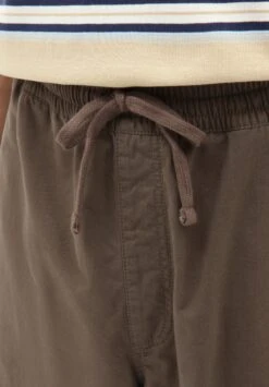 Vans RANGE BAGGY TAPERED ELASTIC WAIST PANT - Broek 5 Vans RANGE BAGGY TAPERED ELASTIC WAIST PANT - Broek -Heren Kleding Winkel b7c4b2b7b5a146aa908ff95b52dce184