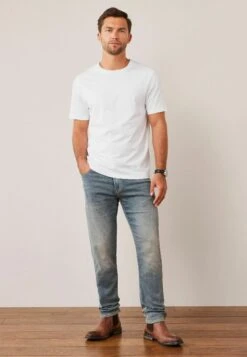 Next ESSENTIAL CREW NECK REGULAR FIT - T-shirt Basic 6 Next ESSENTIAL CREW NECK REGULAR FIT - T-shirt Basic -Heren Kleding Winkel d09a19d44f1d4251bd85117480bccef0