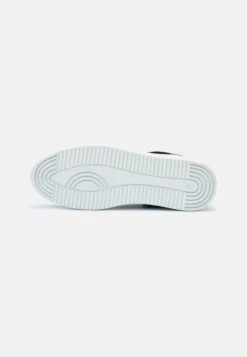 Filling Pieces LOW TOP RIPPLE UNISEX - Sneakers Laag 13 Filling Pieces LOW TOP RIPPLE UNISEX - Sneakers Laag -Heren Kleding Winkel d3616fe341dd417aa0b9f12adec5847d