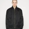 Versace Jeans Couture DIAGONAL BAROQUE - Bomberjacks 1 Versace Jeans Couture DIAGONAL BAROQUE - Bomberjacks -Heren Kleding Winkel e8be62b8021e4ddab24d52f2bc81cdd5