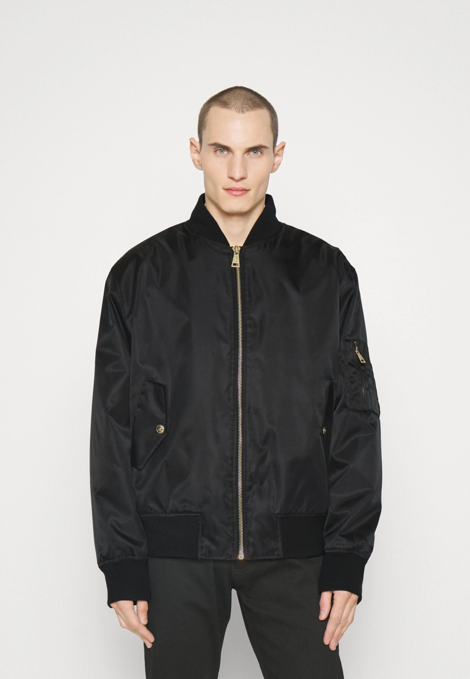 Versace Jeans Couture DIAGONAL BAROQUE - Bomberjacks 3 Versace Jeans Couture DIAGONAL BAROQUE - Bomberjacks