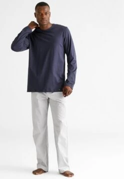 HANRO NIGHT & DAY - Pyjamashirt 8 HANRO NIGHT & DAY - Pyjamashirt -Heren Kleding Winkel ef8cee7310784326a7fedfdebb318a34