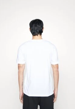 Hugo DIRAGOLINO - T-shirt Basic 8 Hugo DIRAGOLINO - T-shirt Basic -Heren Kleding Winkel f516690349eb4ee5aedb78f2597d44bd