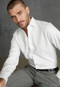 Next SIGNATURE TRIMMED REGULAR FIT DOUBLE CUFF - Zakelijk Overhemd -Heren Kleding Winkel f6f99d0f0285421997666f20fd8d9b3b