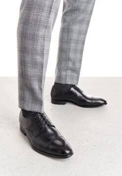 Lloyd PERRY - Veterschoenen